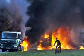 Lurgan_Riots_1__Lew_130012t