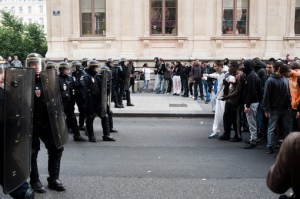 ©Houcine HADDOUCHE; Lyon, heurts entre manifrstants lyceens, casseurs et force de l'ordre.