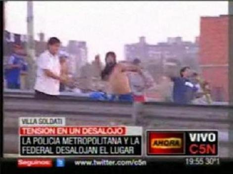 201012072052_enfrentamientosoldati