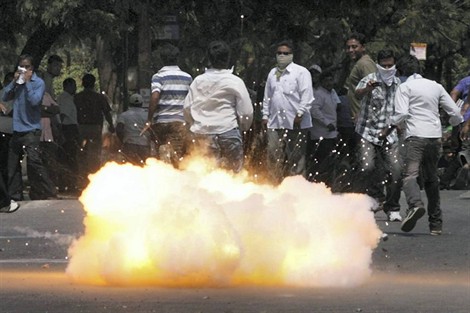 110310171826615_22_000_apx_470_