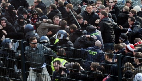 Randale_Frankfurt-Lautern_dapd_Thomas_Lohnes