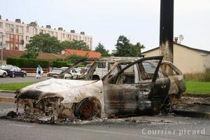 Nouvelles-violences-un-blesse-au-flash-ball_medium