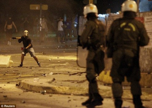 article-2035896-0DD0FFC100000578-970_634x454