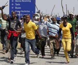 labour-unrest-forces-harmony-gold-to-close-south-african-mine-300x250