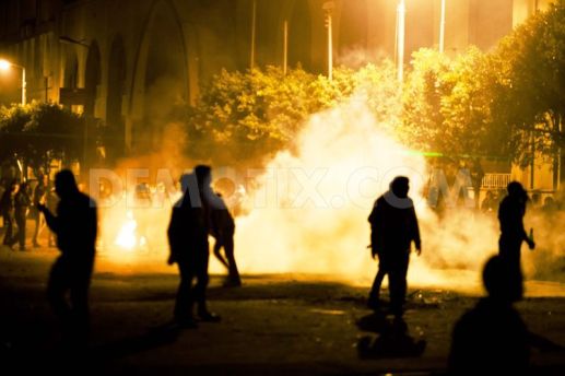 1359434968-clashes-continue-on-qasr-alnil-bridge-in-cairo_1757855
