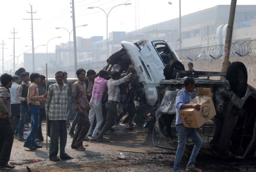 B_Id_358527_noida_protest_bharat_bandh