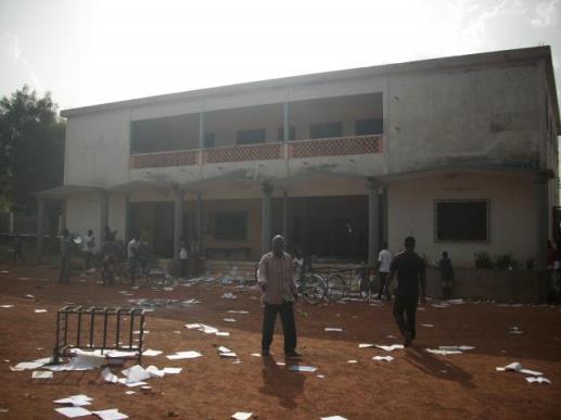 17417_378872978893909_1106543864_n