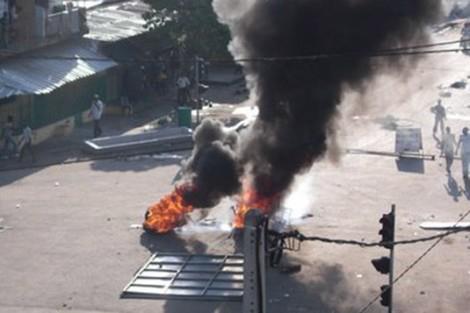 302079_452636684812485_209876895_n