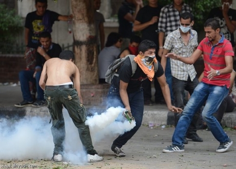 460_0___10000000_0_0_0_0_0_clashes