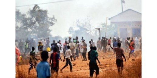 5733098-guinee-des-blesses-lors-d-une-marche-de-l-opposition-a-conakry