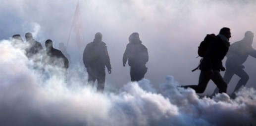 5845103-manif-pour-tous-retour-au-calme-aux-invalides