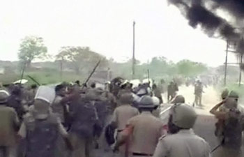 clash_350_051213023147