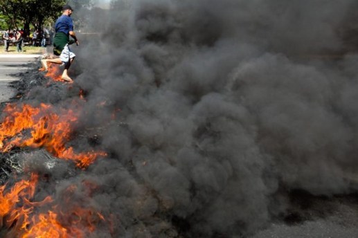 635068272557523813w-e1371252752992