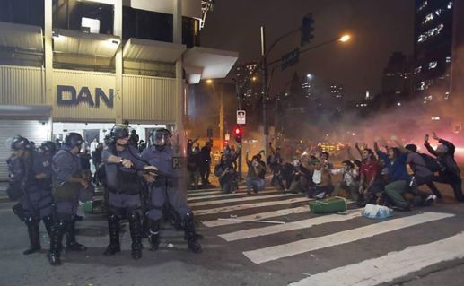 998254_202295993257304_334097002_n