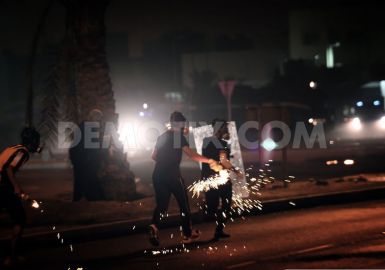 1374878567-clashes-near-sitra-police-station-in-bahrain_2290837
