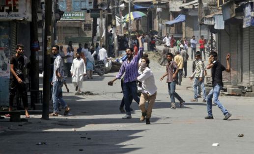 Ramban protest BSF&nbsp;firing