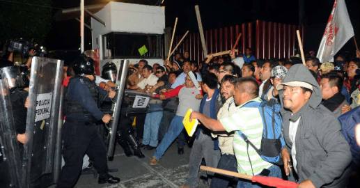 Maestros-polic-1837894