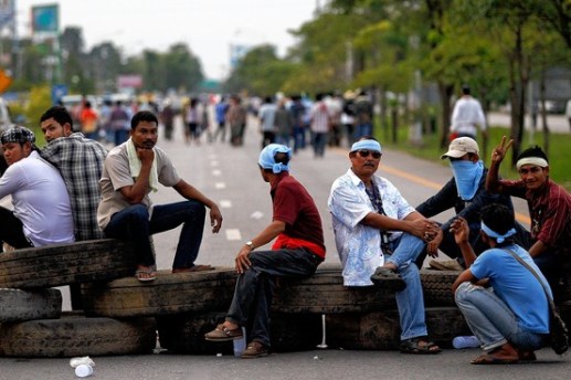 AI-CD288_THRUBB_G_20130903111911