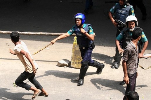 AI-CD712_BANGLA_G_20130923120915