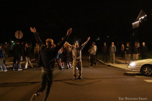 1013bellingham_riot9a