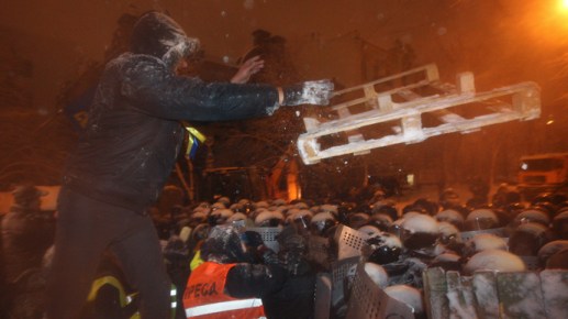 kiev-tensions-high-opposition-.si
