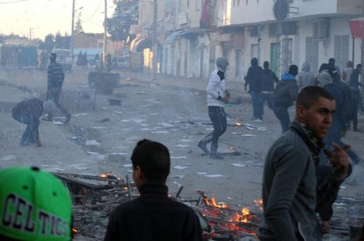 610139-000_nic6283052