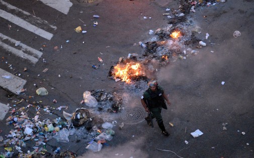 7769683551_un-militant-pro-gouvernement-et-un-etudiant-ont-ete-tues-ce-mercredi-a-caracas