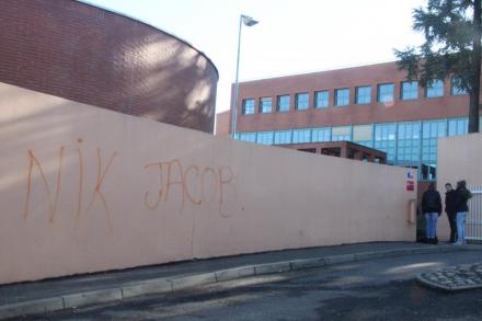 d144955a95767fafa20a65dcf556befc_440_293.