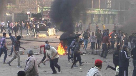 2014-03-28T185501Z_876637825_GM1EA3T07O901_RTRMADP_3_EGYPT-PROTESTS_0