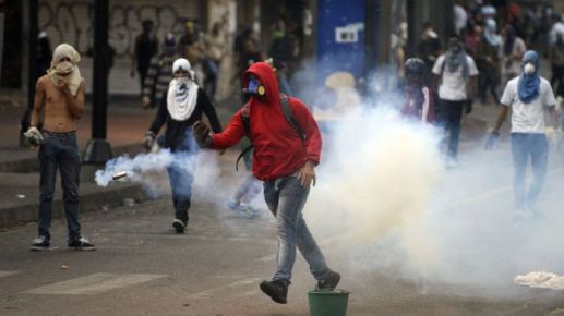 354975_Venezuela-protests