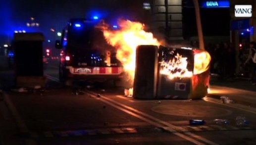 Disturbios-en-la-manifestacion_54404254401_53699622600_601_341