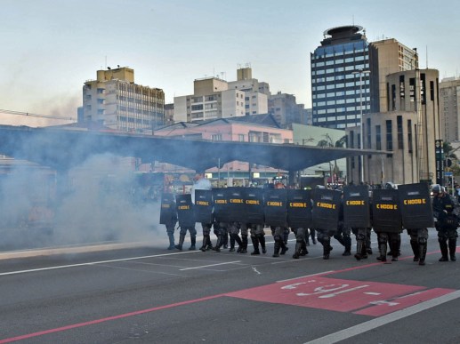 BRAZIL-WC-2014-METRO-STRIKE-DEMO