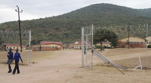 Rampaging-Mutambara-students-in-trouble