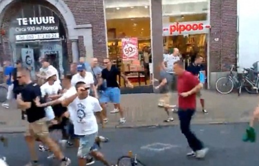 article-0-1FF95F9800000578-69_634x408