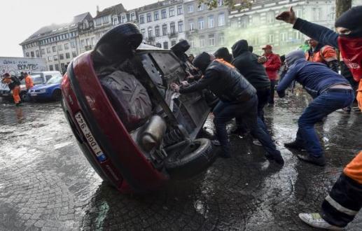 1128152775_B973988609Z.1_20141106233946_000_G9J3E4RD8.2-0