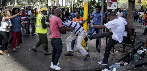 TOPSHOTS-SAFRICA-POLITICS-UNREST