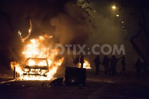 1428446321-clashes-follow-anarchists-demonstration-in-athens-greece_7299454