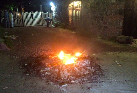 elecciones_Edomex-quema_papelerias_electorales_Edomex_MILIMA20150611_0191_8