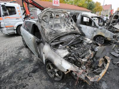 Ausgebrannte Autos