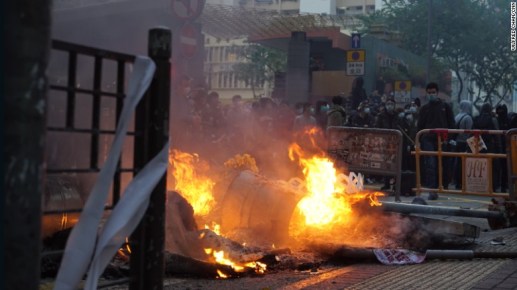 160209092206-09-mong-kok-riot-0209-exlarge-169