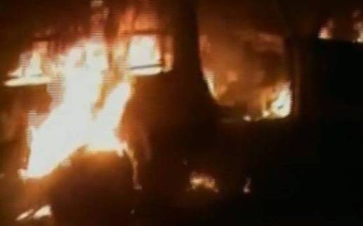 aligarh_647_042416103238