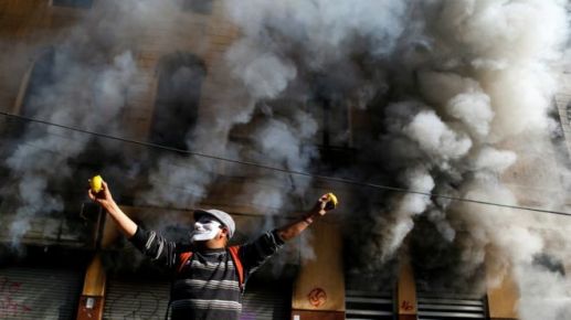 160521222010_chile_valparaiso_riot_7_976x549_reuters_nocredit